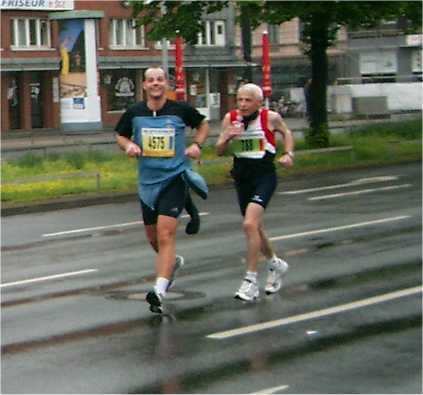 2004-Halbmarathon-1.jpg (20101 Byte)